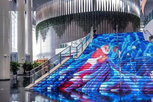 龙行龘龘启新岁 前程朤朤展宏图