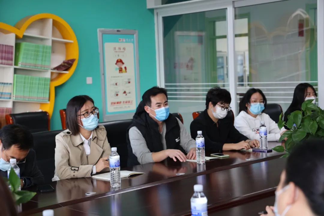 双向奔赴，共绘家校“桐”心圆