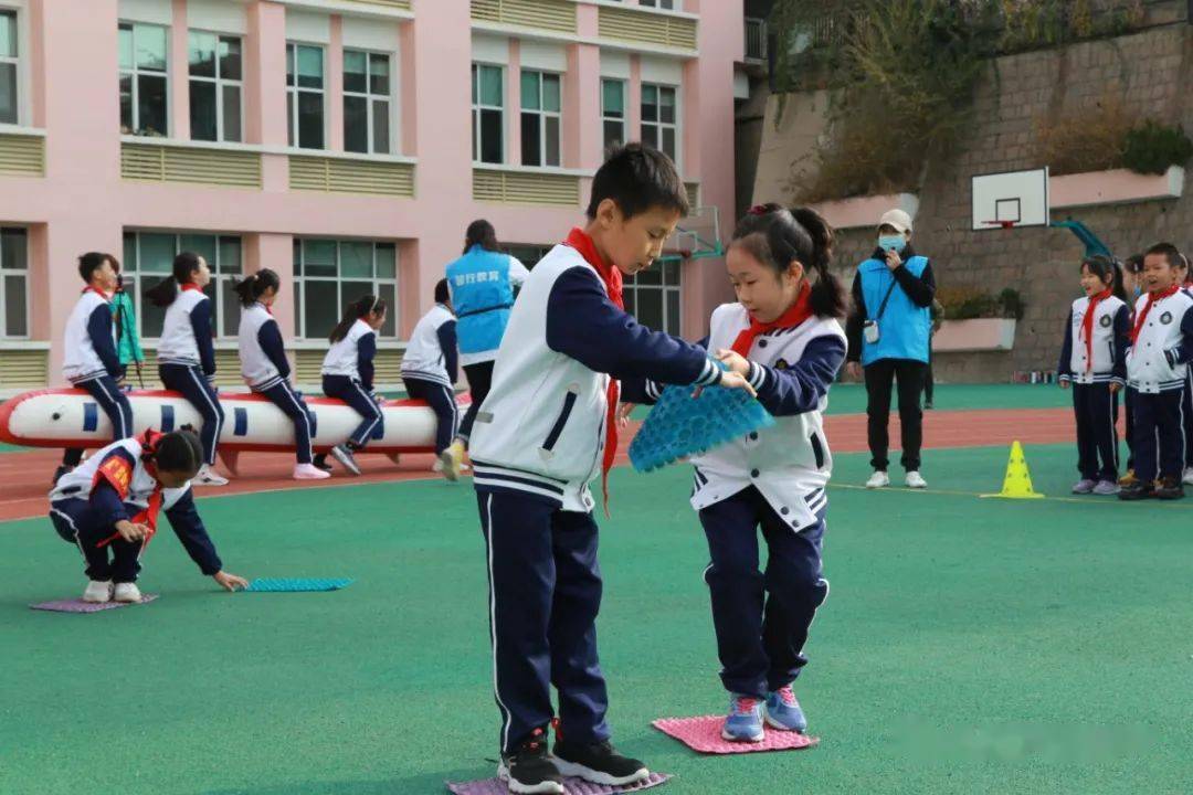 龙泉特校：快乐运动 健康同行