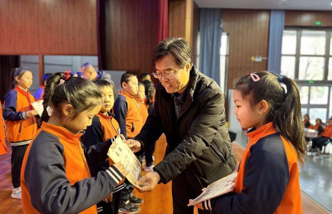 内江市举办2024年中小学“五育全融合 劳动伴成长”研讨活动