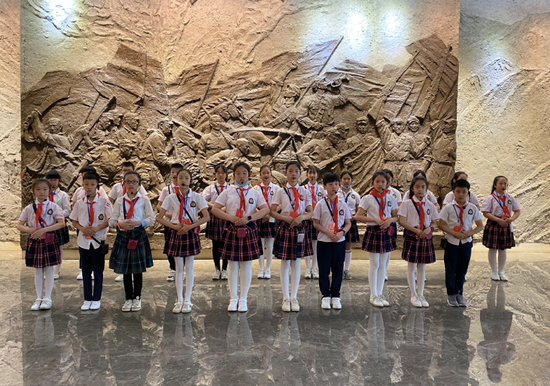 桂溪街道和平社区开展走进方志馆——“小小讲解员”观摩活动