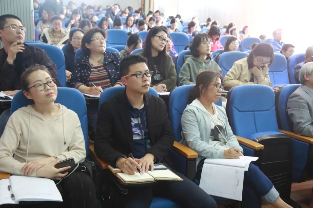 携教育之手 点未来之光 2024年都江堰新入职教师暑期培训开班