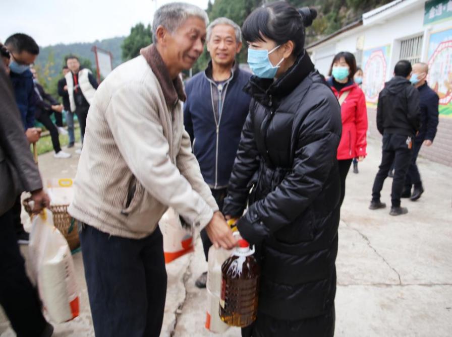 巩固脱贫攻坚 推动乡村振兴 通用医疗成飞医院驻村工作队再启程