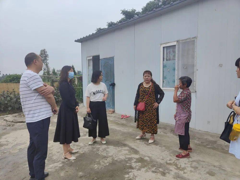 金牛区民政局开展特殊困难群体关爱巡访督导培训活动