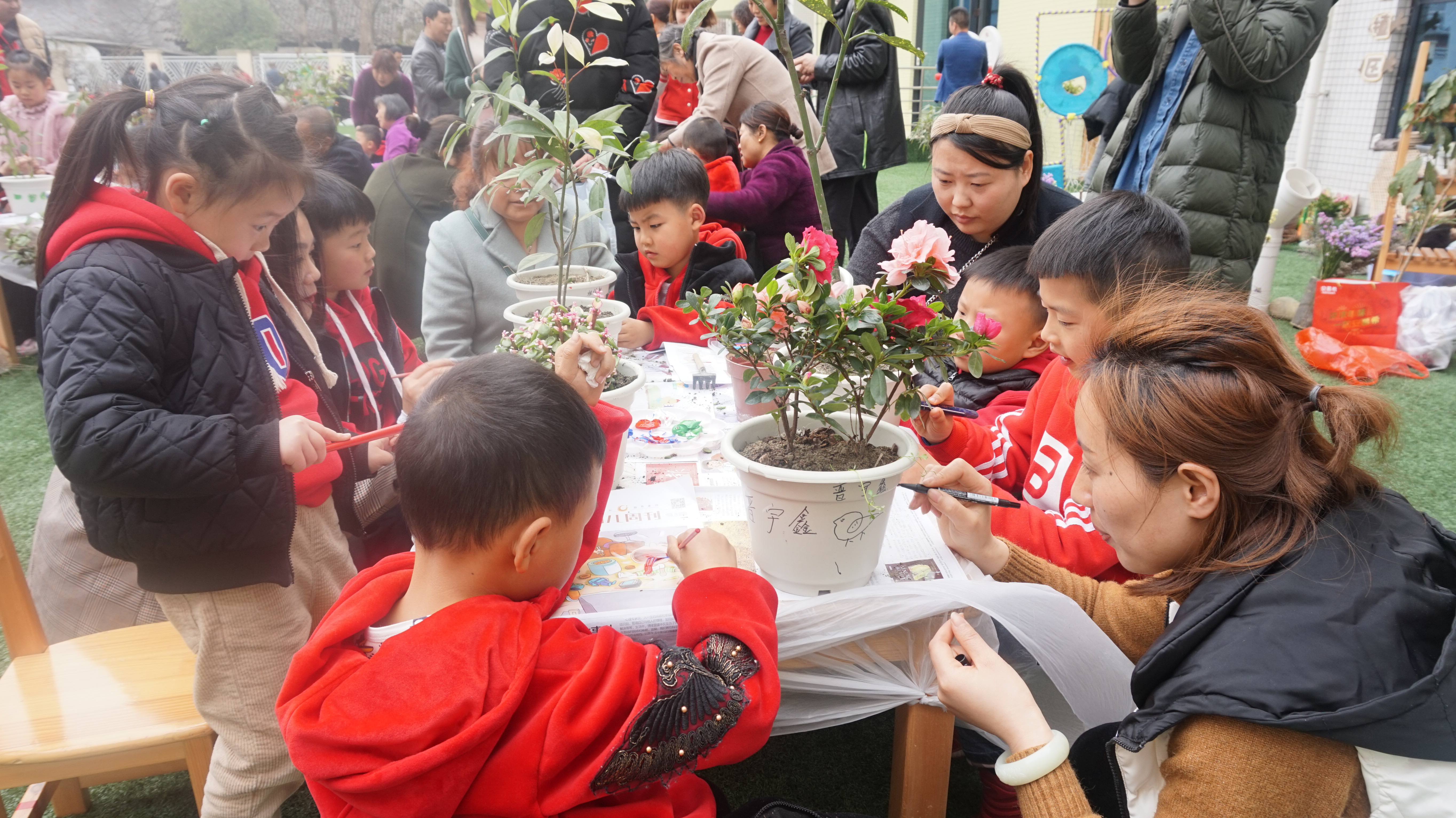 万春一幼：科趣“运”转不停歇 亲子“动”出新花样