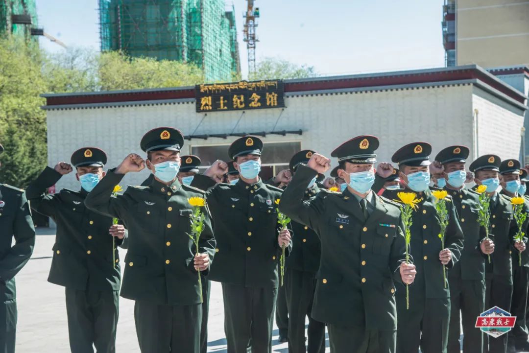 “赓续·2025·致敬英烈 薪火相传”英烈精神宣讲活动在成都大学附属中学举办