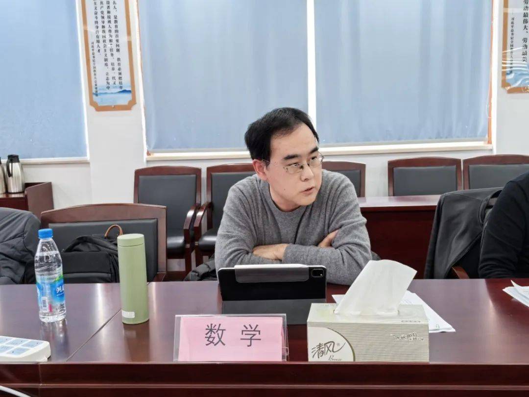 专家调研细指导 精准把脉促提升